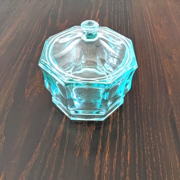 Vintage Indiana Glass Octagon Covered Candy Box / Dish Teal Color - Picture 2 of 7